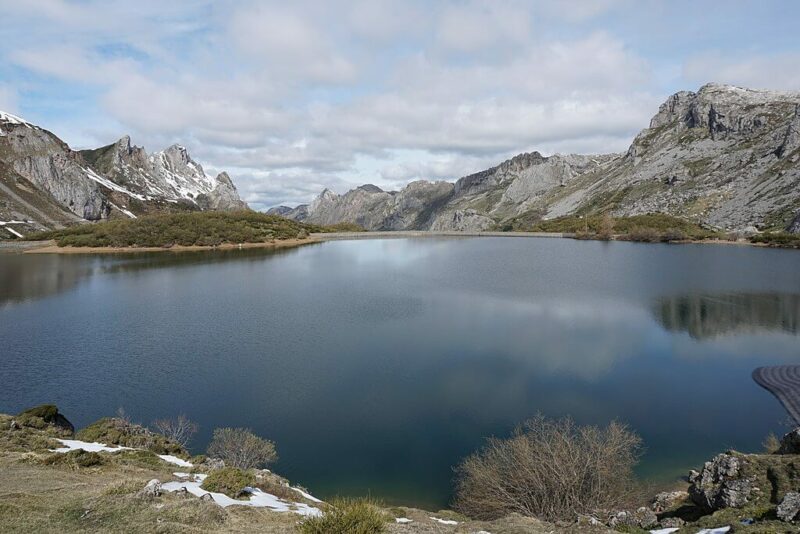 Lago en el asturiano Parque Nacional de Somiedo.